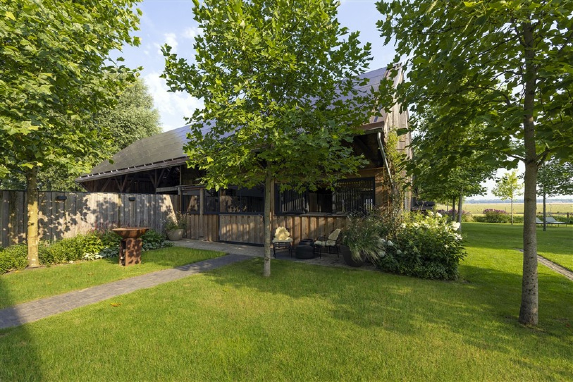 Hendriks Landscape Loo  (4)